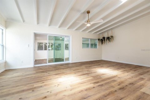 Casa en venta en Orlando, Florida, 3 dormitorios, 161.37 m2 № 1845214 - foto 12