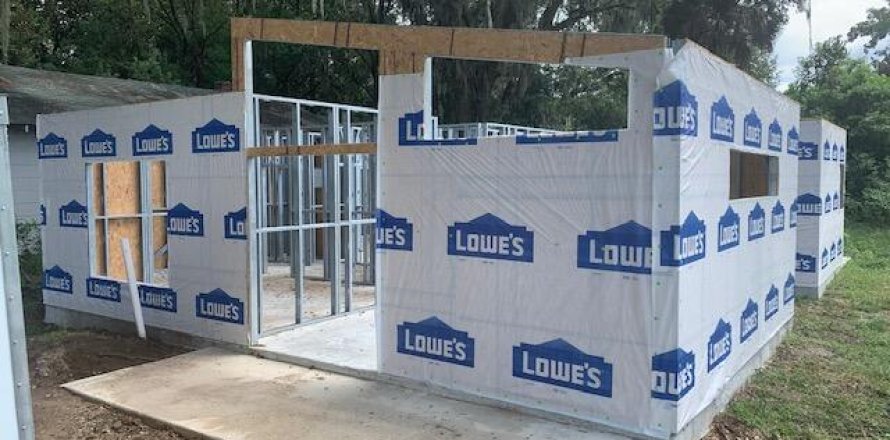 House in Jacksonville, Florida 3 bedrooms, 125.7 sq.m. № 767078