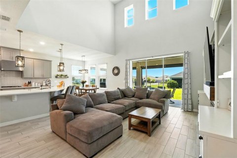 Casa en venta en Clermont, Florida, 5 dormitorios, 240.34 m2 № 1906017 - foto 17