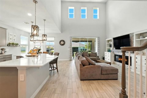 Casa en venta en Clermont, Florida, 5 dormitorios, 240.34 m2 № 1906017 - foto 15