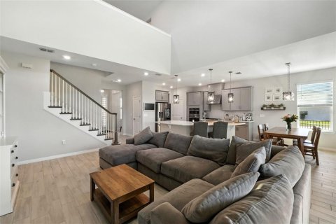 Casa en venta en Clermont, Florida, 5 dormitorios, 240.34 m2 № 1906017 - foto 20