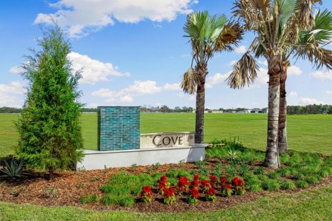 House in Palmetto, Florida 4 bedrooms, 210.98 sq.m. № 2238530 - photo 13