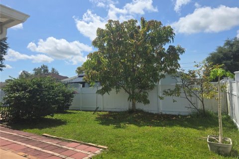 House in Kissimmee, Florida 3 bedrooms, 125.7 sq.m. № 1869776 - photo 6