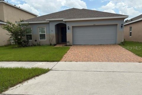 House in Haines City, Florida 4 bedrooms, 169.08 sq.m. № 2299952
