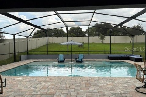 Casa en venta en Haines City, Florida, 4 dormitorios, 169.08 m2 № 2299952 - foto 2