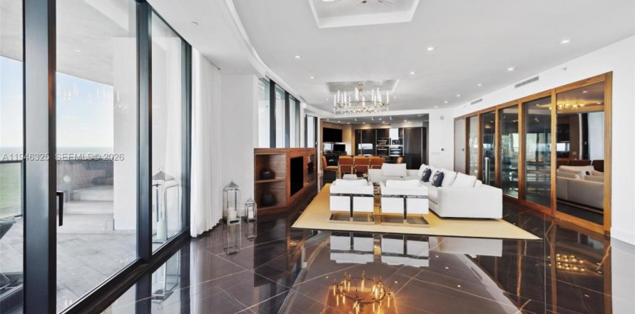 Condo in Sunny Isles Beach, Florida, 3 bedrooms  № 2004779