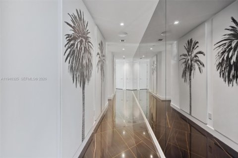 Condo in Sunny Isles Beach, Florida, 3 bedrooms  № 2004779 - photo 8