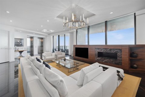 Condo in Sunny Isles Beach, Florida, 3 bedrooms  № 2004779 - photo 3