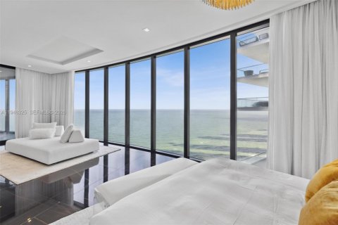 Condo in Sunny Isles Beach, Florida, 3 bedrooms  № 2004779 - photo 10