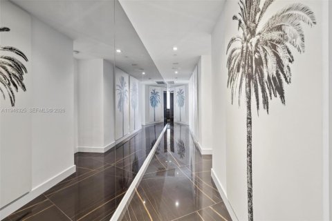 Condo in Sunny Isles Beach, Florida, 3 bedrooms  № 2004779 - photo 26