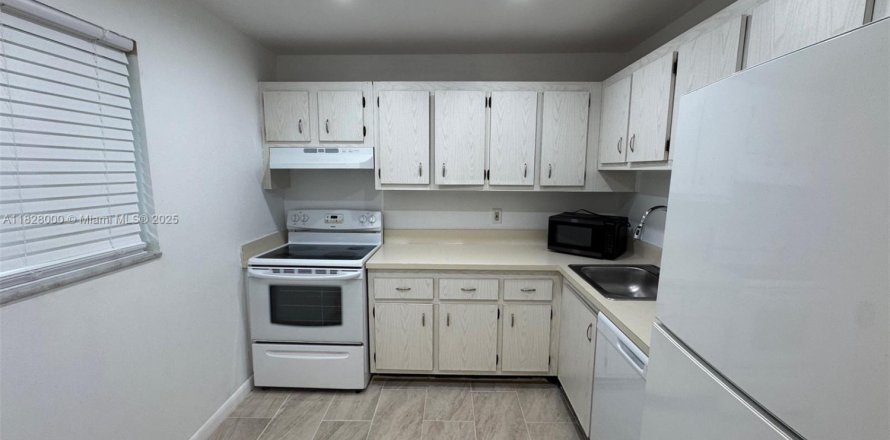 Condo à Miami, Floride, 1 chambre № 1799136