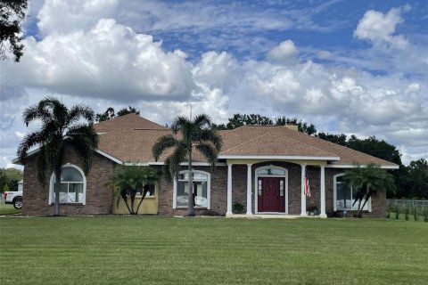 Casa en venta en Plant City, Florida, 3 dormitorios, 237.37 m2 № 1909472 - foto 1