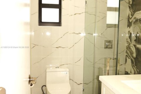 Купить виллу или дом в Майами, Флорида 2 спальни, 106.56м2, № 1886582 - фото 22