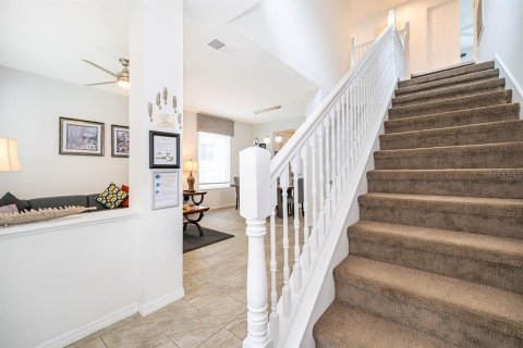 House in Kissimmee, Florida 6 bedrooms, 241.92 sq.m. № 2094308 - photo 4