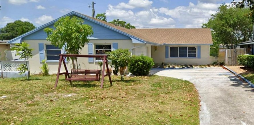 Villa ou maison à Kissimmee, Floride 3 chambres, 142.33 m2 № 2299555