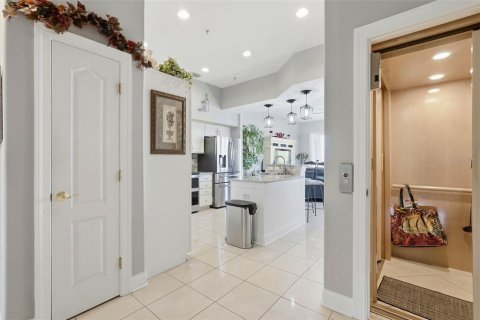 Touwnhouse à vendre à Clearwater, Floride: 3 chambres, 189.61 m2 № 2104670 - photo 6