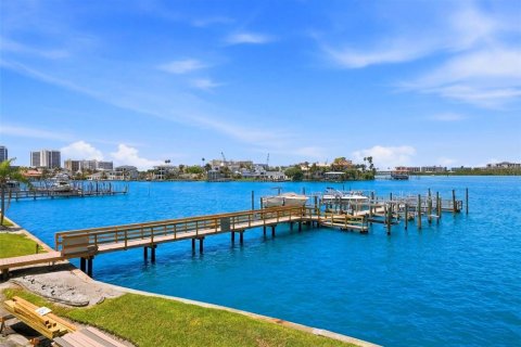 Touwnhouse à vendre à Clearwater, Floride: 3 chambres, 189.61 m2 № 2104670 - photo 12