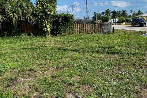 Land in Lake Worth, Florida № 1061046 - photo 1