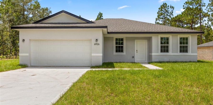 Villa ou maison à Citrus Springs, Floride 4 chambres, 169.73 m2 № 1852856