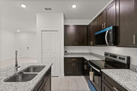 Villa ou maison à vendre à Citrus Springs, Floride: 4 chambres, 169.73 m2 № 1852856 - photo 11