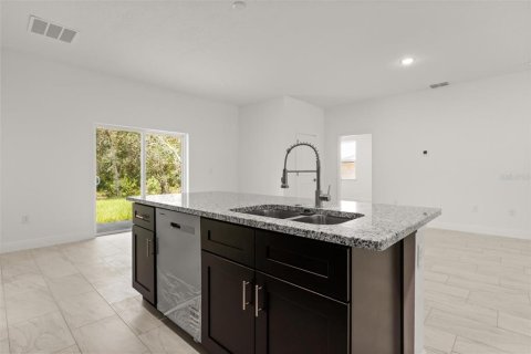 Villa ou maison à vendre à Citrus Springs, Floride: 4 chambres, 169.73 m2 № 1852856 - photo 12