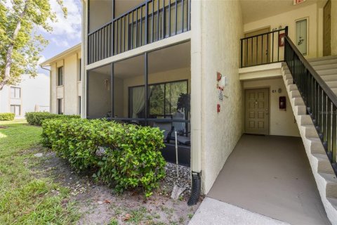 Condo in Tarpon Springs, Florida, 3 bedrooms  № 1761190 - photo 2