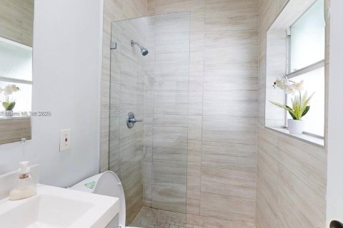 Купить виллу или дом в Майами, Флорида 4 спальни, 109.53м2, № 1895272 - фото 8