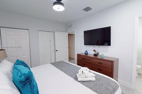 Купить виллу или дом в Майами, Флорида 4 спальни, 109.53м2, № 1895272 - фото 10