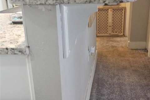 Купить виллу или дом в Нью-Порт-Ричи, Флорида 8 комнат, 102.19м2, № 2092709 - фото 17