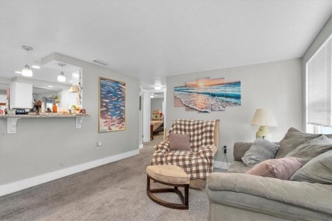 Купить виллу или дом в Нью-Порт-Ричи, Флорида 8 комнат, 102.19м2, № 2092709 - фото 25