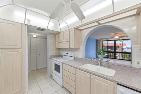 Condominio en venta en Indian Shores, Florida, 2 dormitorios, 91.51 m2 № 2223319 - foto 7
