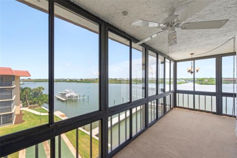 Condominio en venta en Indian Shores, Florida, 2 dormitorios, 91.51 m2 № 2223319 - foto 19