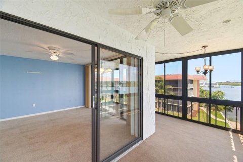 Condominio en venta en Indian Shores, Florida, 2 dormitorios, 91.51 m2 № 2223319 - foto 14