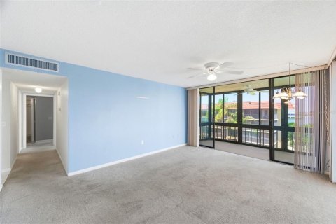 Condominio en venta en Indian Shores, Florida, 2 dormitorios, 91.51 m2 № 2223319 - foto 9