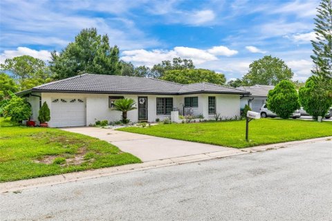 Villa ou maison à vendre à Orlando, Floride: 2 chambres, 151.06 m2 № 2316817 - photo 3