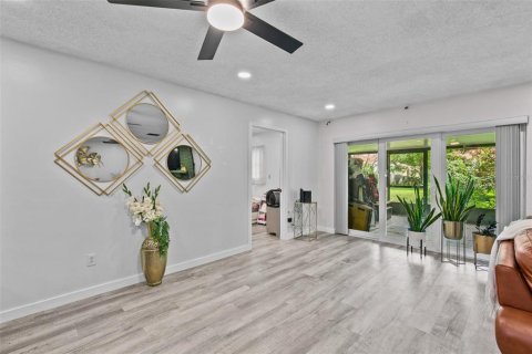 Villa ou maison à vendre à Orlando, Floride: 2 chambres, 151.06 m2 № 2316817 - photo 7