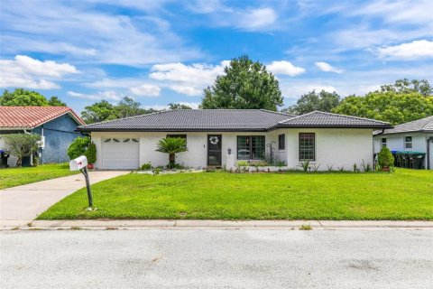 House in Orlando, Florida 2 bedrooms, 151.06 sq.m. № 2316817