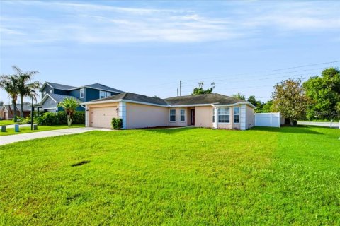 Villa ou maison à vendre à Lakeland, Floride: 3 chambres, 119.57 m2 № 2291504 - photo 2
