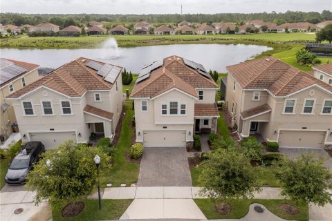 Casa en venta en Davenport, Florida, 4 dormitorios, 216.74 m2 № 1791145 - foto 3