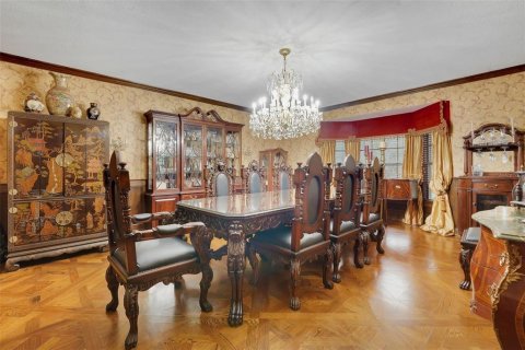 House in Longwood, Florida 5 bedrooms, 712.84 sq.m. № 2277935 - photo 25
