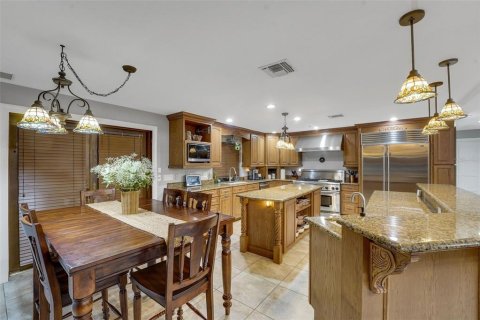 House in Longwood, Florida 5 bedrooms, 712.84 sq.m. № 2277935 - photo 21