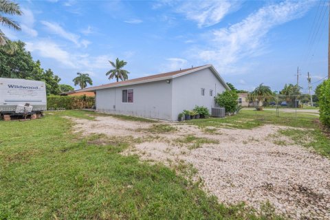 Villa ou maison à vendre à Homestead, Floride: 4 chambres, 149.67 m2 № 1969497 - photo 20