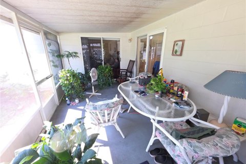 House in Spring Hill, Florida 4 bedrooms, 157.19 sq.m. № 1849813 - photo 16