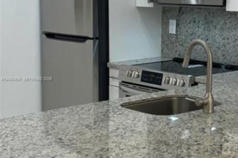 Condo à Miami, Floride, 2 chambres  № 2066605