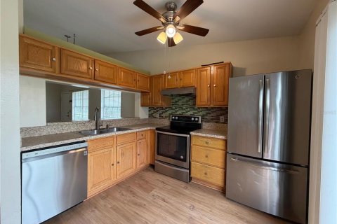 Villa ou maison à louer à Kissimmee, Floride: 3 chambres, 98.1 m2 № 2404841 - photo 5