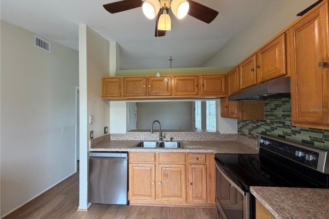 Villa ou maison à louer à Kissimmee, Floride: 3 chambres, 98.1 m2 № 2404841 - photo 7