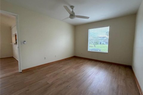 Villa ou maison à louer à Kissimmee, Floride: 3 chambres, 98.1 m2 № 2404841 - photo 10