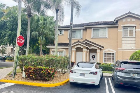 Condo in Doral, Florida, 2 bedrooms  № 2004590