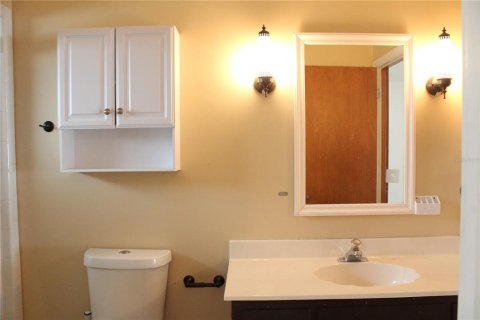 House in Lakeland, Florida 4 bedrooms, 153.85 sq.m. № 1910754 - photo 27