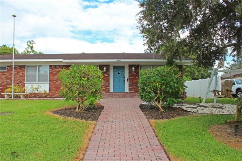 House in Lakeland, Florida 4 bedrooms, 153.85 sq.m. № 1910754 - photo 6